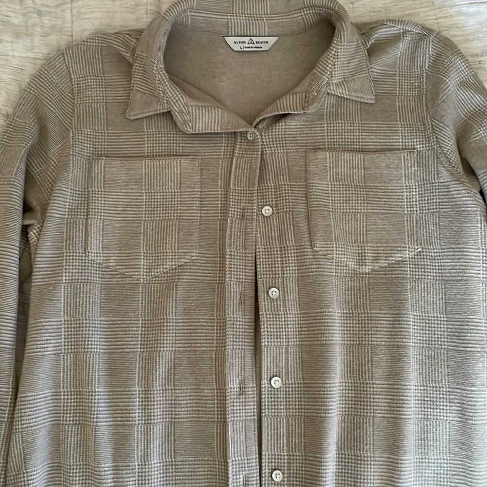 Light plaid womens shacket